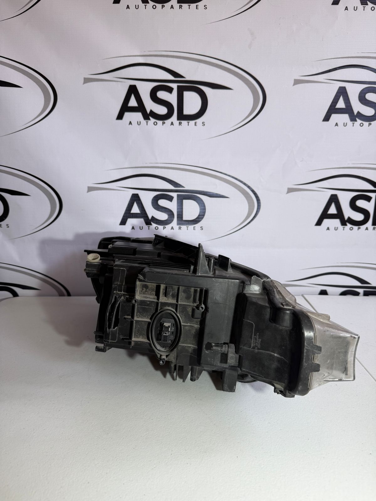 FARO IZQUIERDO BMW SERIE 3 2015 (USADO)