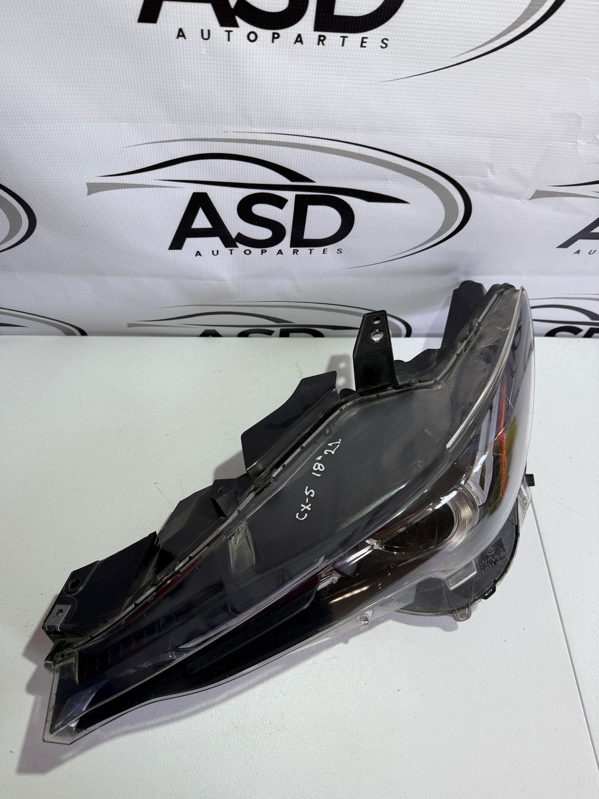 FARO IZQUIERDO MAZDA CX5 2018-2022 CON DETALLE (USADO)