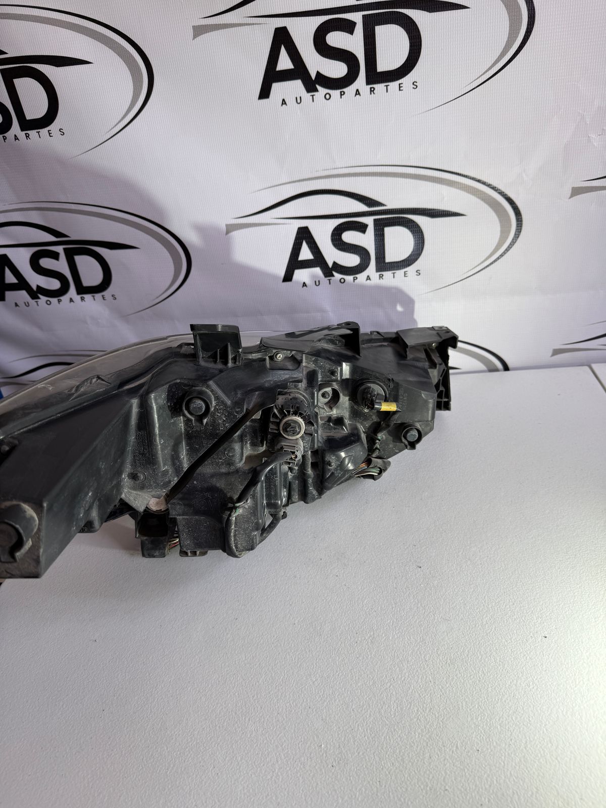 FARO IZQUIERDO MAZDA CX5 2018-2022 CON DETALLE (USADO)