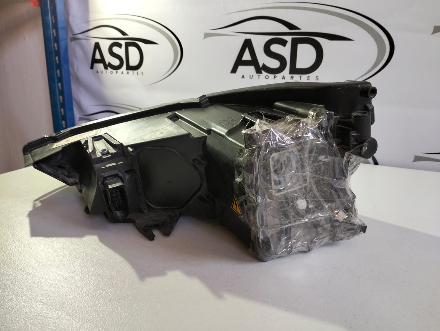 FARO DERECHO AUDI A1 2011-2015 (USADO)