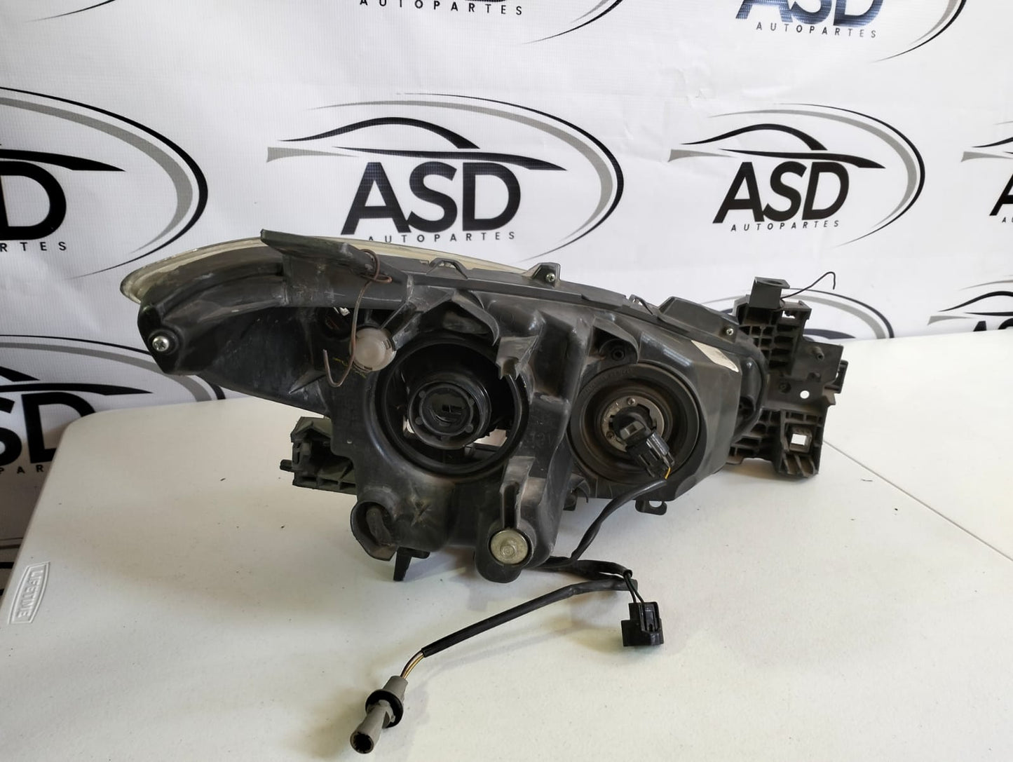 FARO IZQUIERDO MAZDA 3 2014-2016 (USADO)