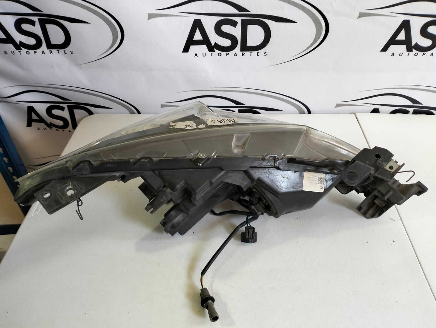 FARO IZQUIERDO MAZDA 3 2014-2016 (USADO)