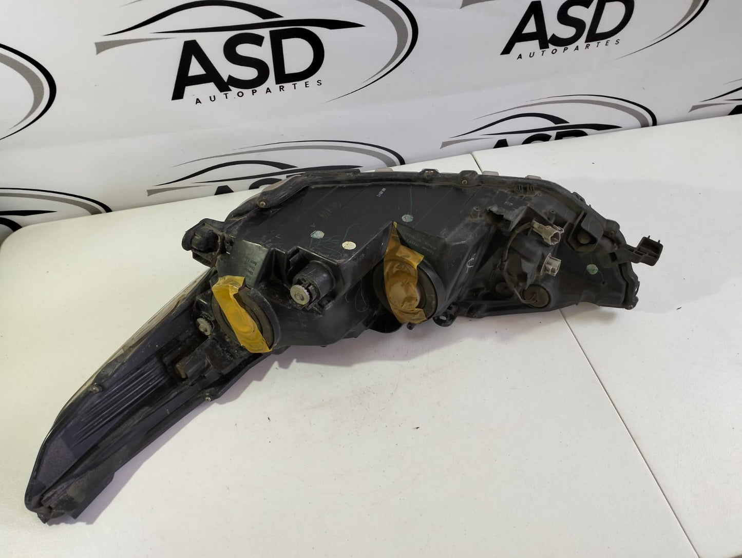 FARO DERECHO TOYOTA YARIS 2018-2020 (USADO)