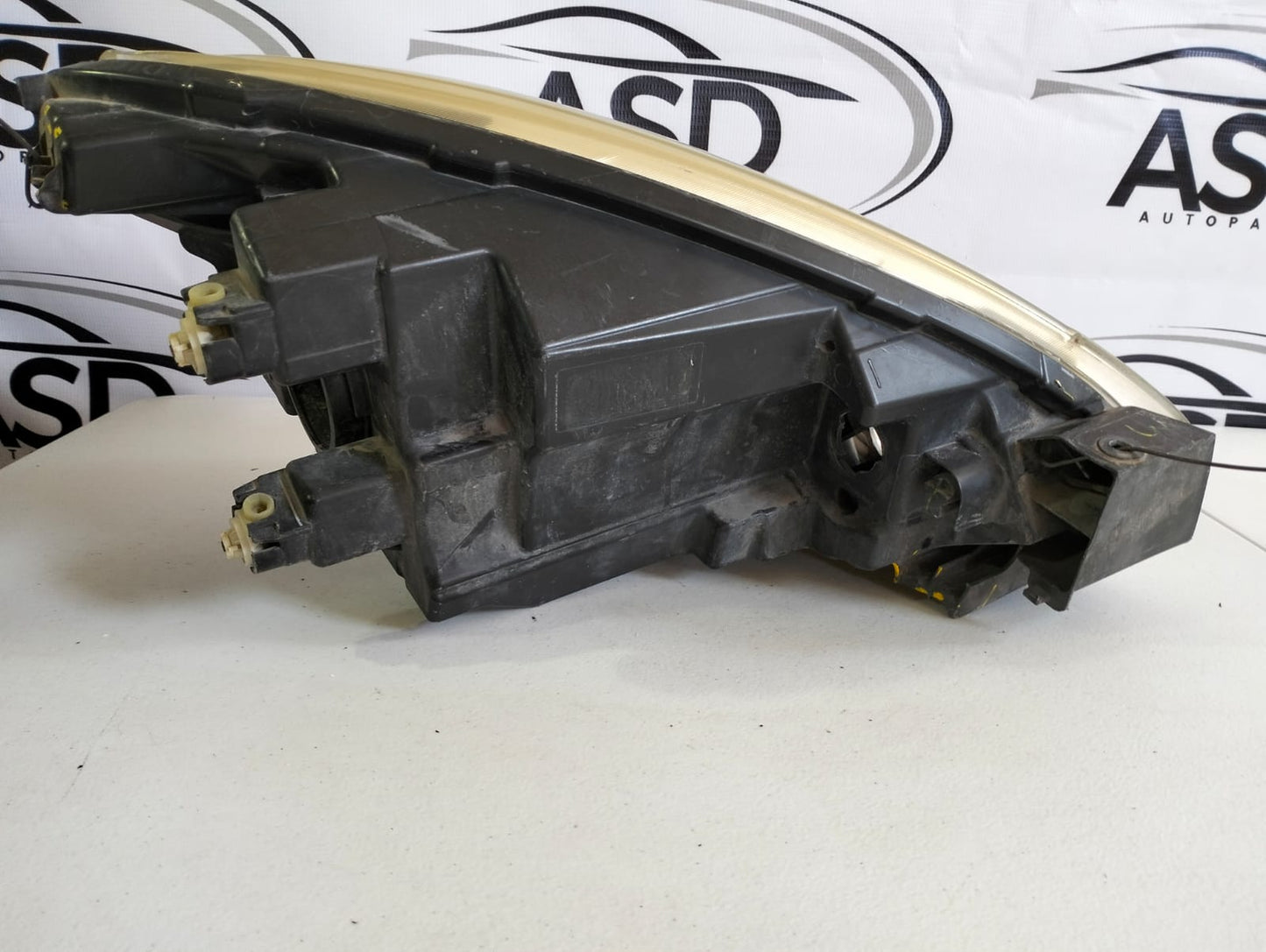 FARO IZQUIERDO NISSAN MARCH 2014-2020 (USADO)