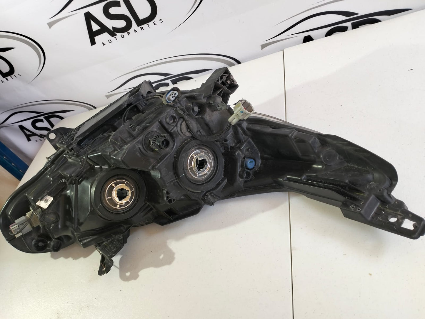 FARO IZQUIERDO NISSAN SENTRA 2020-2023 (USADO)