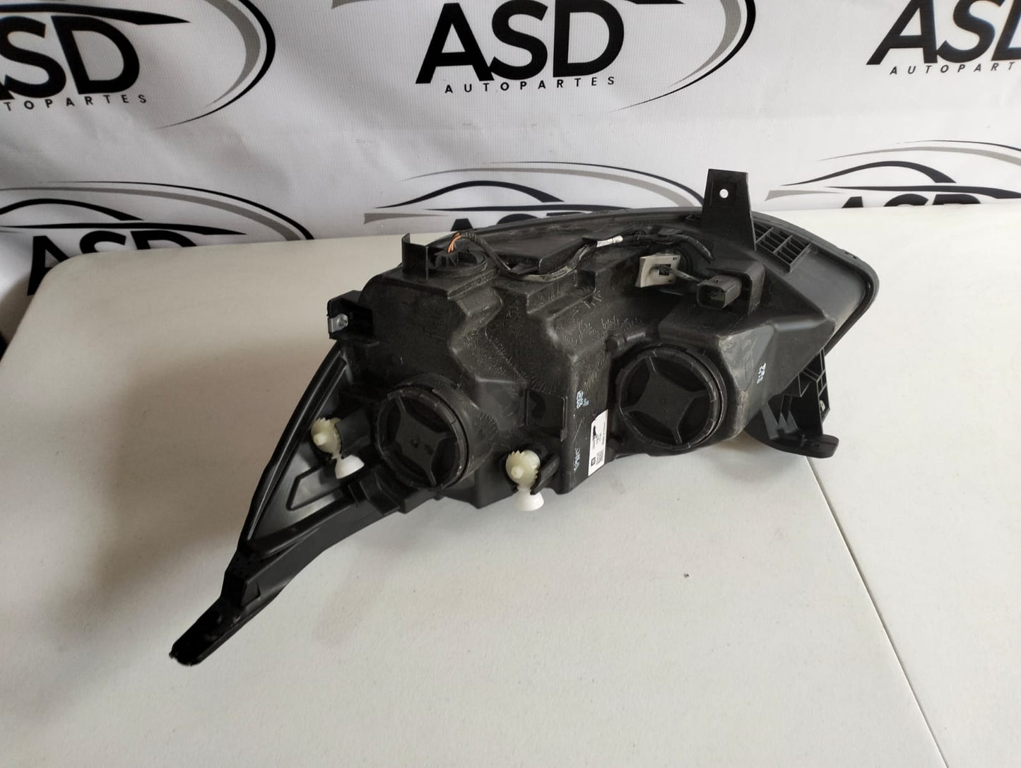 FARO DERECHO CHEVROLET ONIX 2020-2023 (USADO)