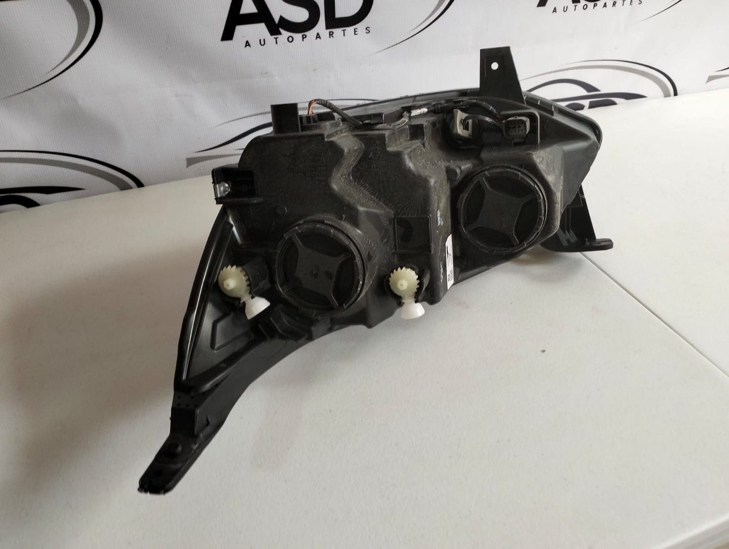 FARO DERECHO CHEVROLET ONIX 2020-2023 (USADO)