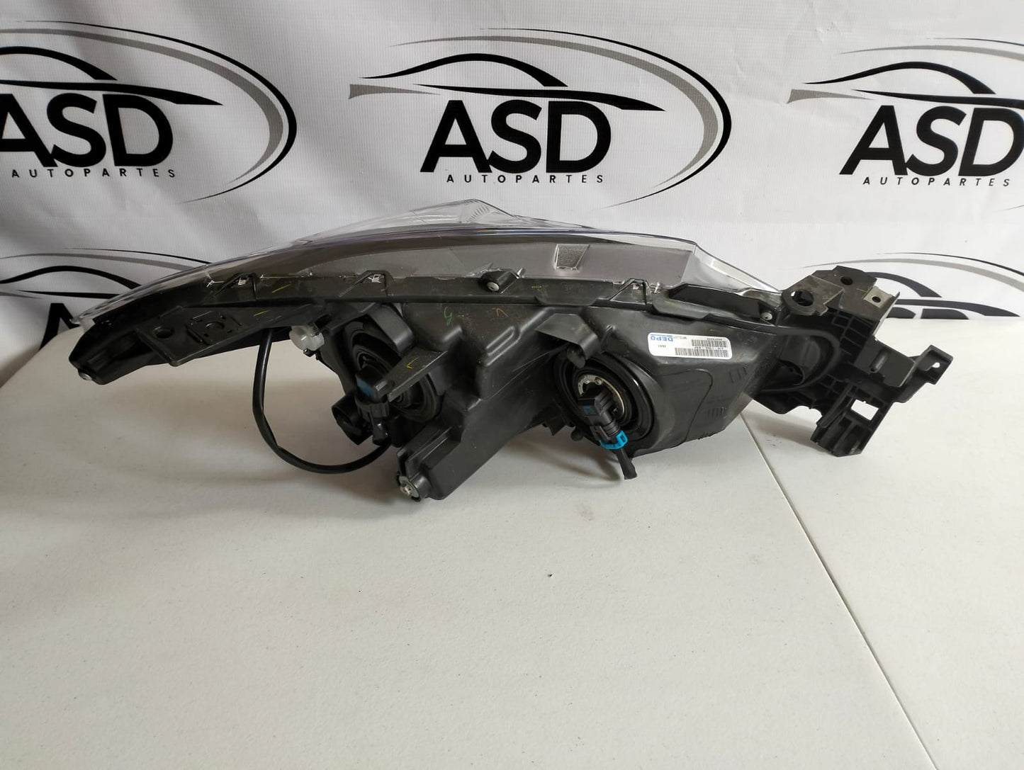 FARO IZQUIERDO MAZDA 3 2016-2018 GENERICO (NUEVO)