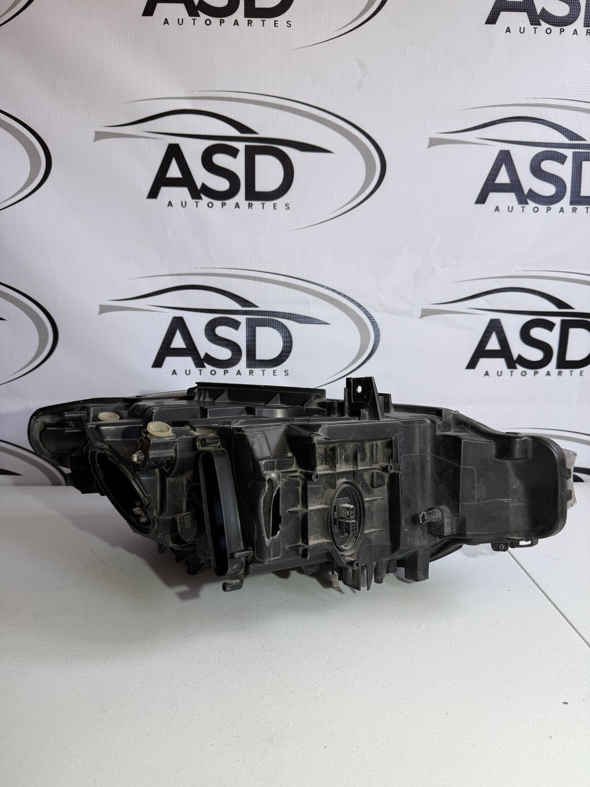 FARO IZQUIERDO BMW SERIE 3 2015 (USADO)
