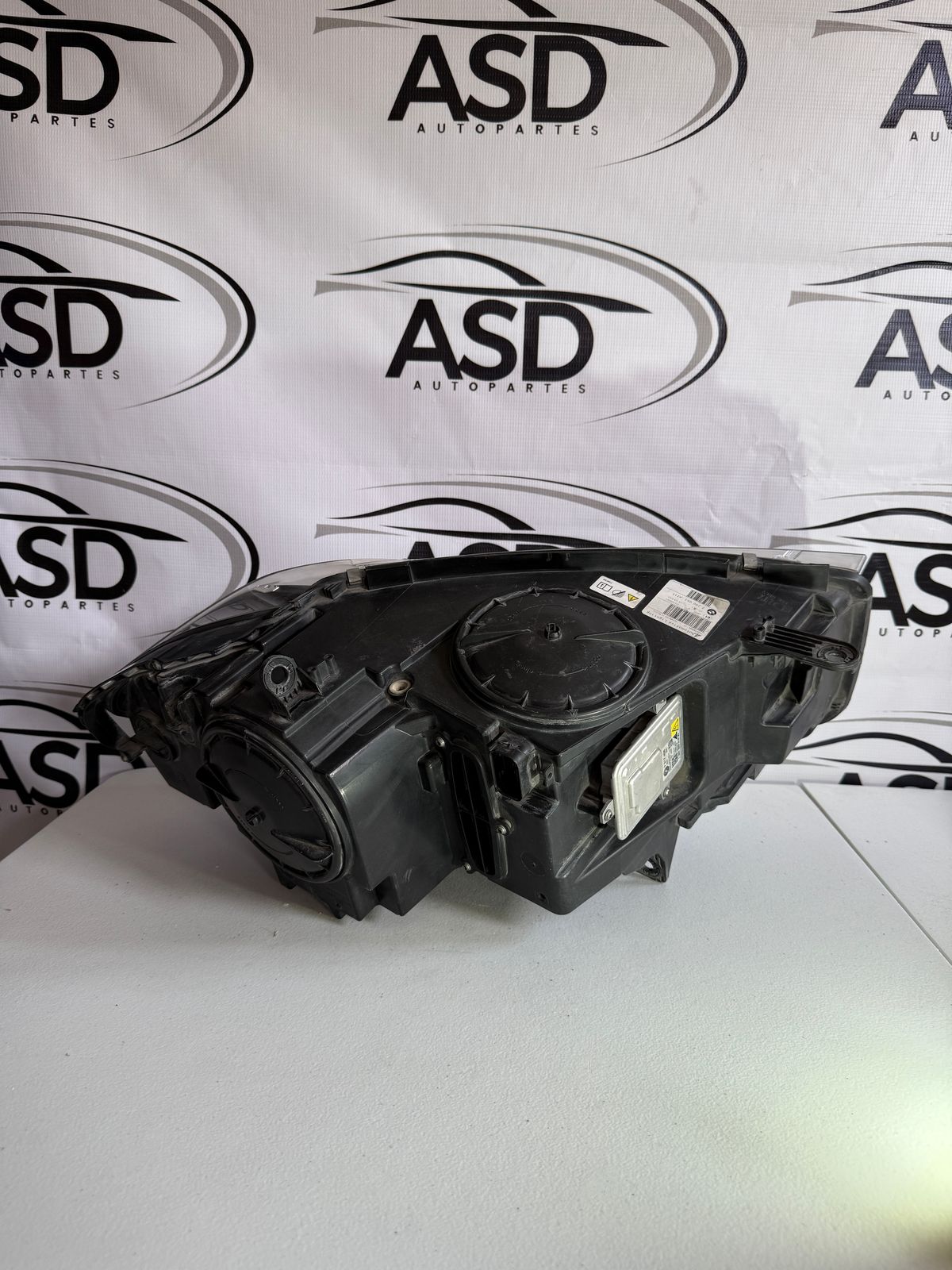 FARO IZQUIERDO BMW X6 2015- 2019 (USADO)