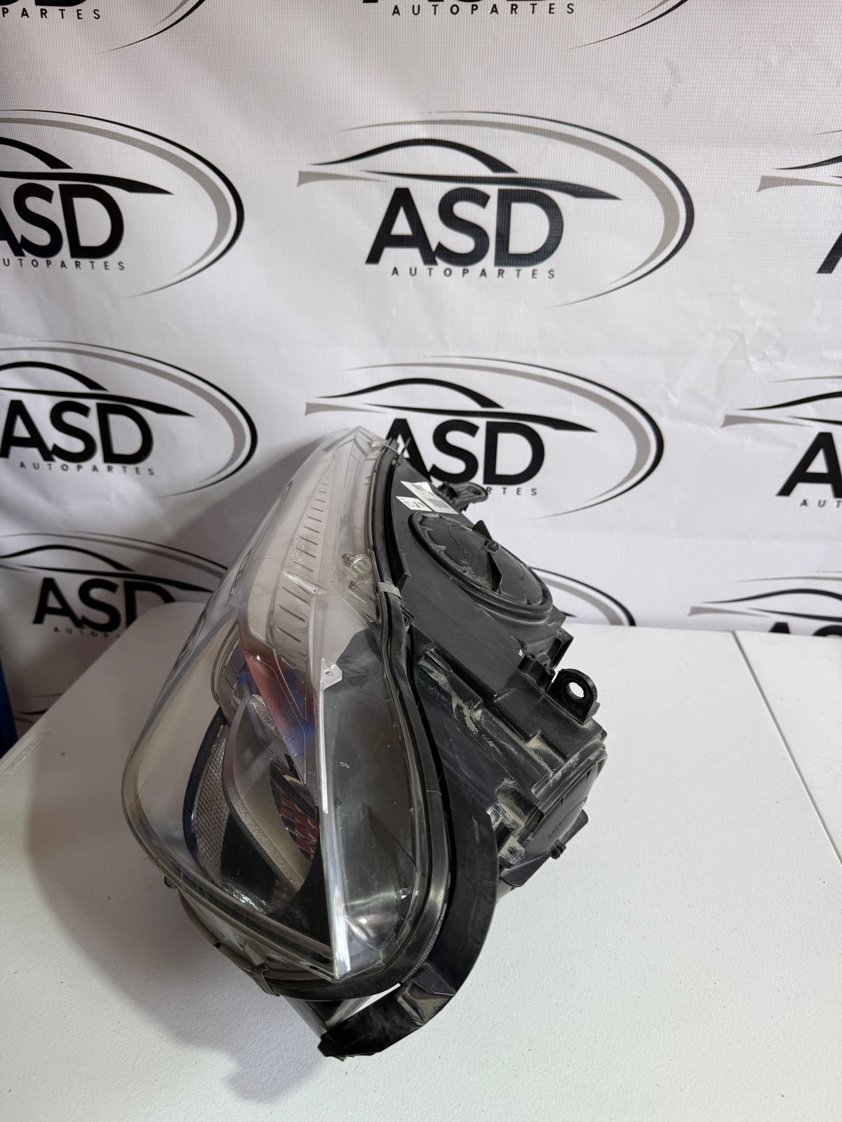 FARO IZQUIERDO BMW X6 2015- 2019 (USADO)
