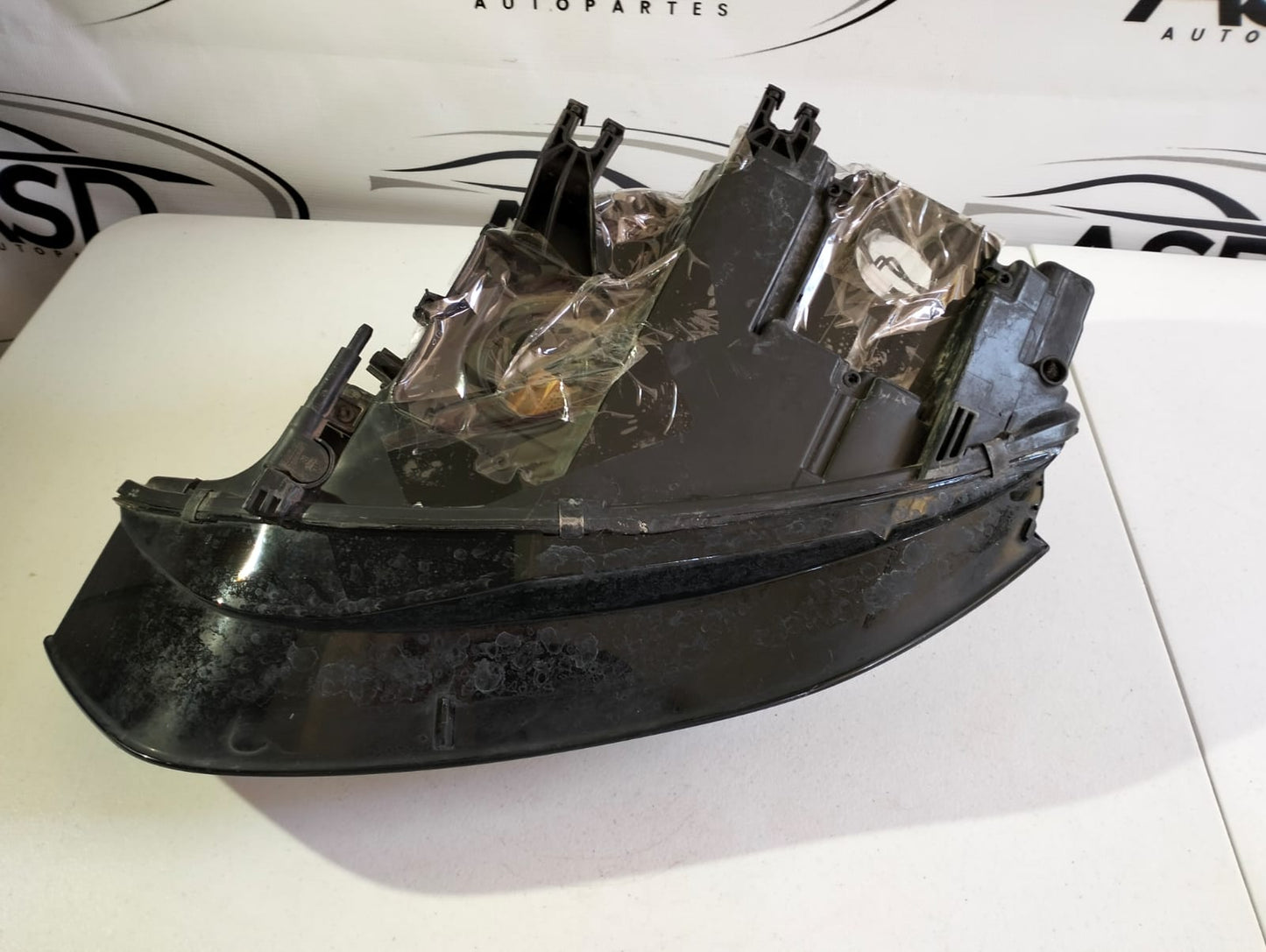 FARO DERECHO AUDI A4 2014-2016 (USADO)