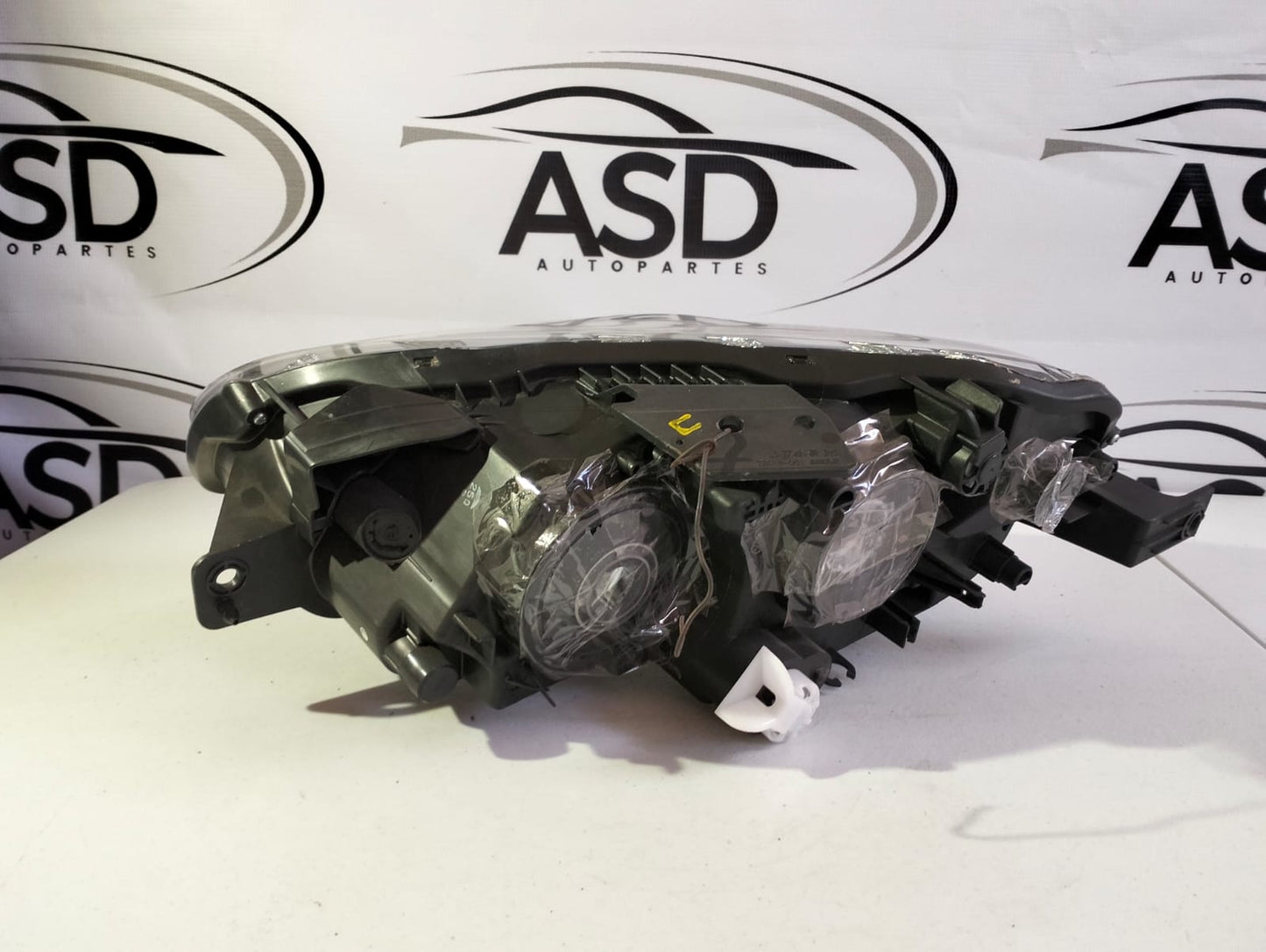 FARO DERECHO MAZDA MX5 2009-2013 GENERICO (NUEVO)