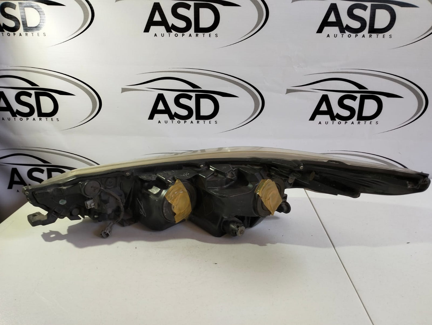 FARO DERECHO TOYOTA YARIS 2018-2020 (USADO)