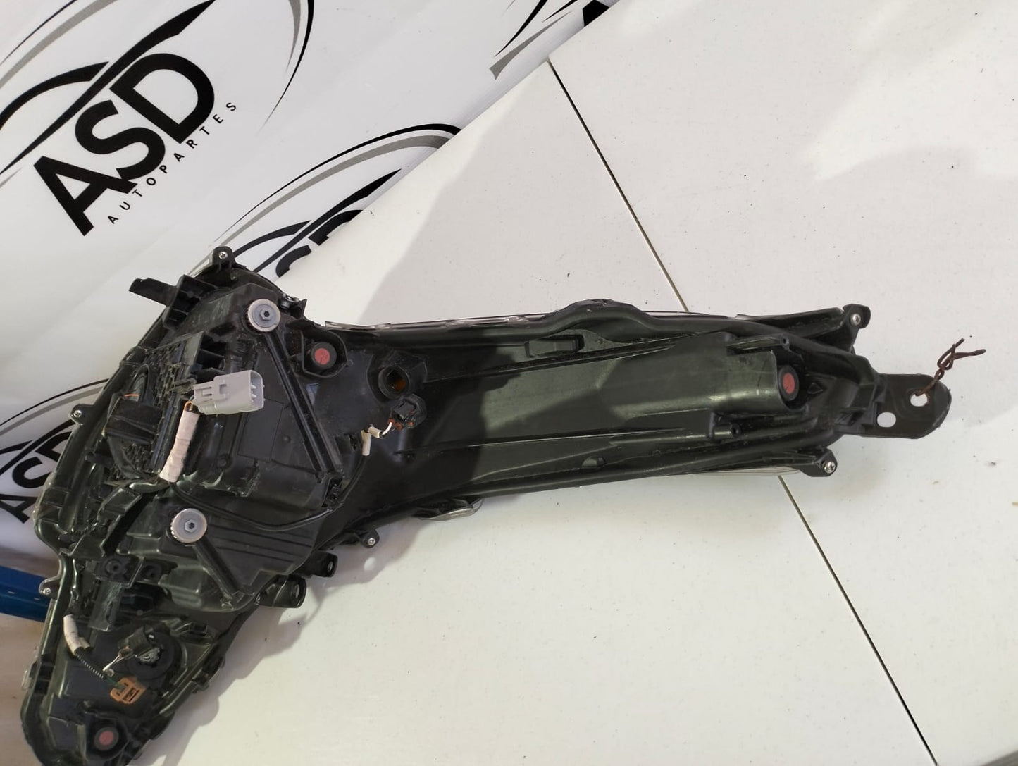 FARO IZQUIERDO TOYOTA PRIUS 2019-2022 (USADO)
