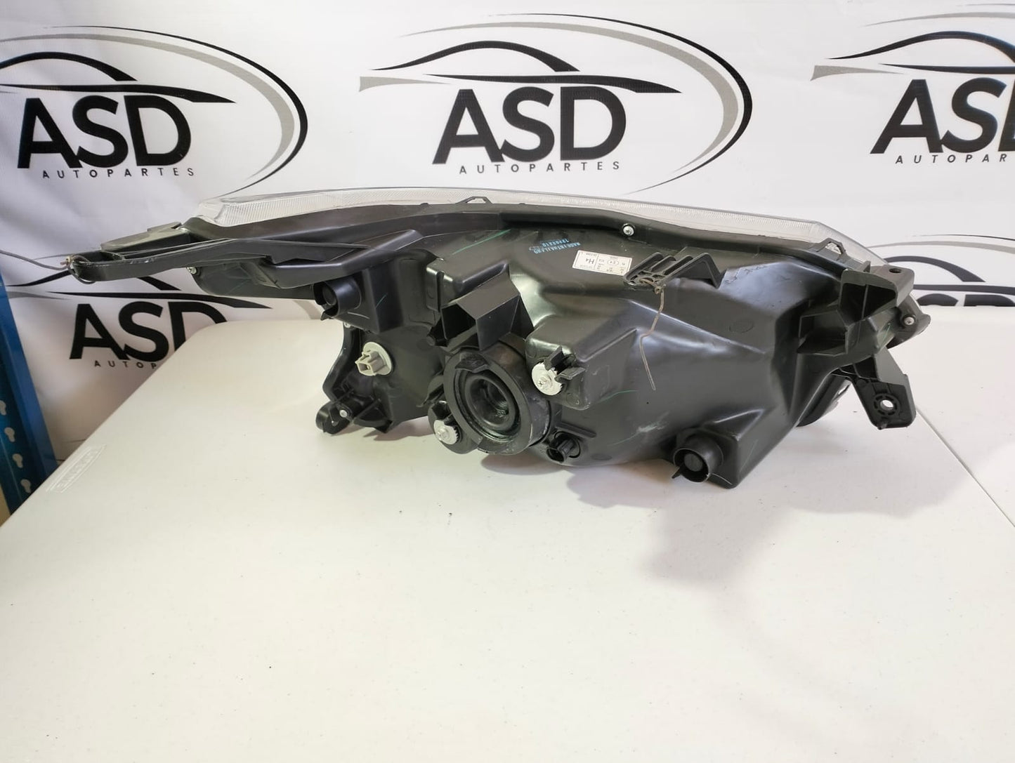 FARO IZQUIERDO TOYOTA AVANZA 2016-2019 (USADO)