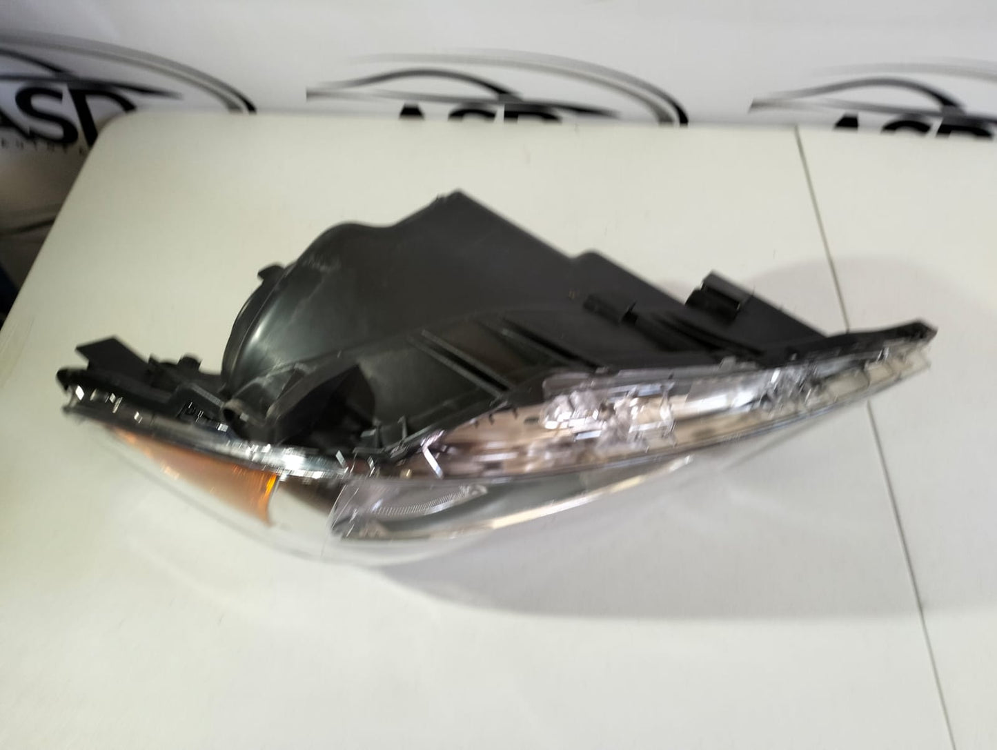 FARO IZQUIERO TOYOTA YARIS 2014 (USADO)