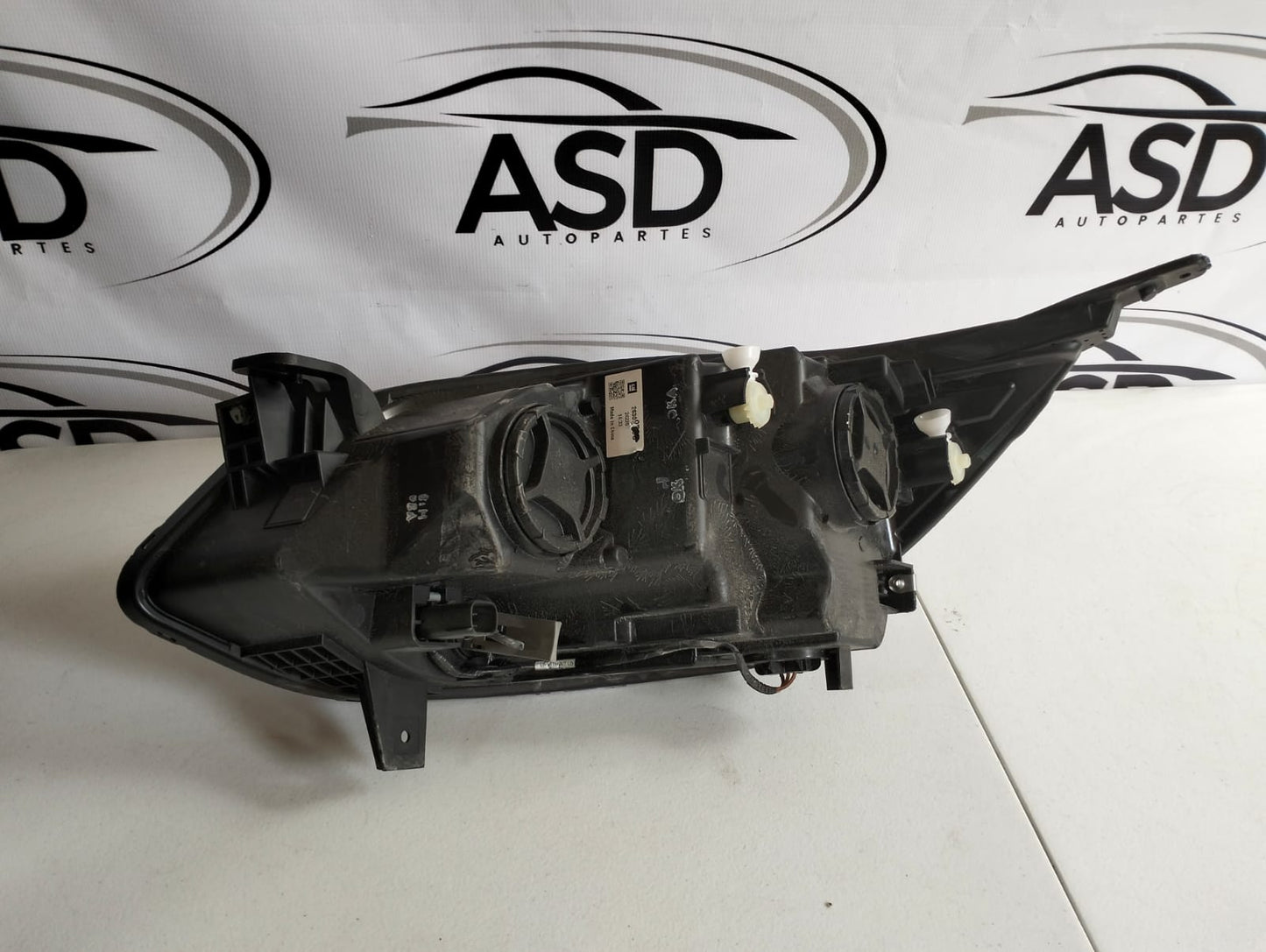 FARO DERECHO CHEVROLET ONIX 2020-2023 (USADO)